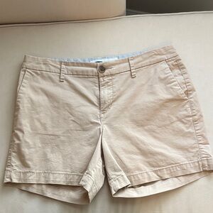 Old Navy Women's Tan Shorts